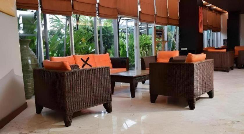 Hotel Asri Plaza Asia Tasikmalaya Zewnętrze zdjęcie