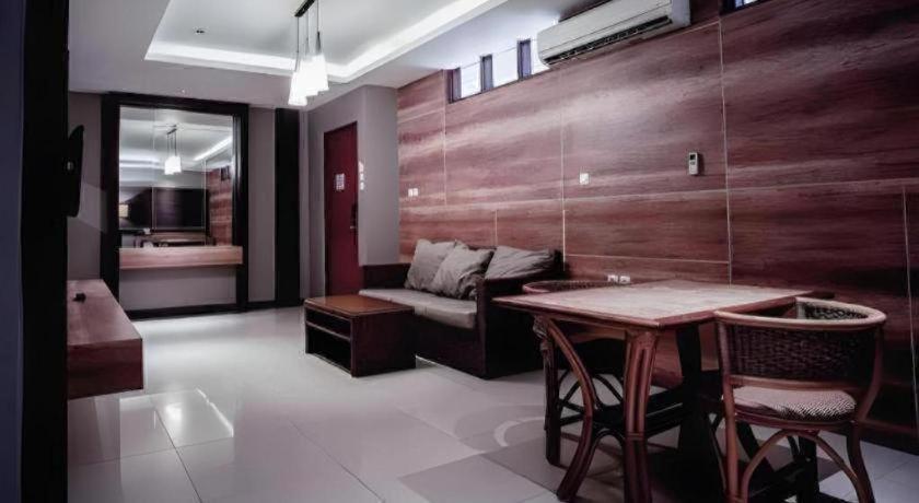 Hotel Asri Plaza Asia Tasikmalaya Zewnętrze zdjęcie