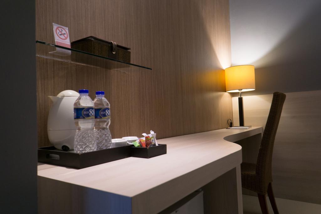Hotel Asri Plaza Asia Tasikmalaya Zewnętrze zdjęcie